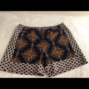 The Limited Shorts NWOT Medium